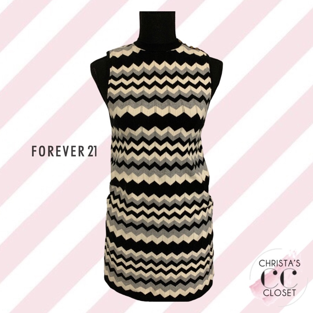 Sleeveless Geometric Print Knit Top